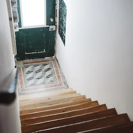 Apartment Charming Near The River And Santa Apolonia Metro *