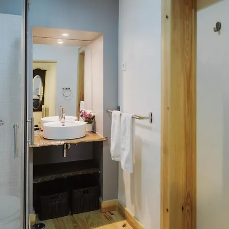 Charming Near The River And Santa Apolonia Metro Apartment *